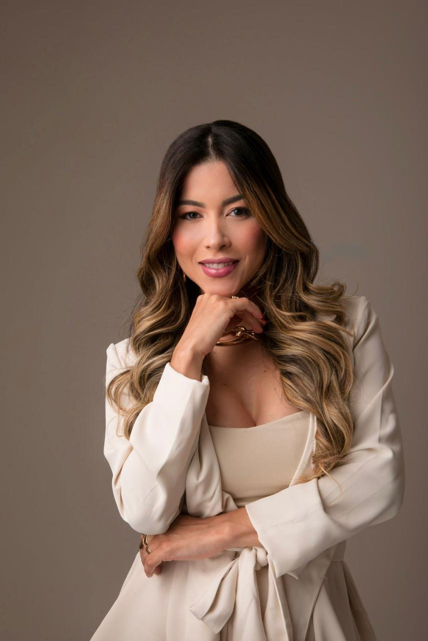 Luanda, cirurgiã-dentista e fundadora do Gênesis